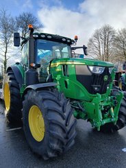 Farm tractor John Deere 6R215 - 1