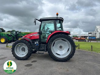 Farm tractor Massey Ferguson 5611 - 5