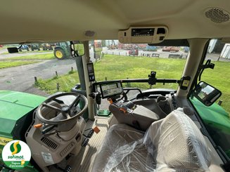 Farm tractor John Deere 6R215 - 12