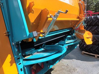 Manure spreader Rolland RF5517 - 2