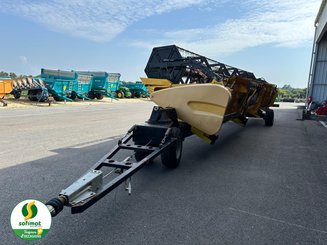 Combine harvester New Holland CR9070 - 7