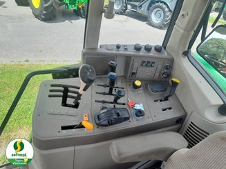 Farm tractor John Deere 6530 - 5