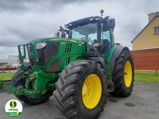 Farm tractor John Deere 6210R - 1
