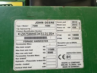 Self-propelled forage harvester John Deere 7580 - 12