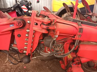Plough Kuhn Vari challenger 9 - 4