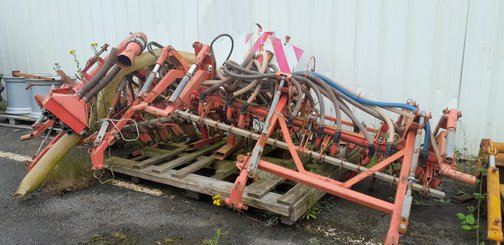 Conventional-till seed drill Kuhn M420 - 1