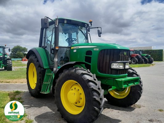 Farm tractor John Deere 6530 - 1