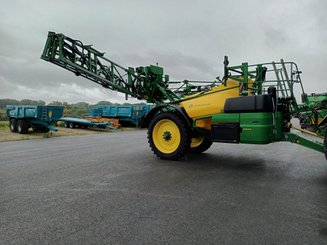 Trailed sprayer John Deere M944 - 1