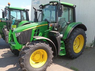 Farm tractor John Deere 6100M - 1