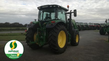 Farm tractor John Deere 6110R - 3
