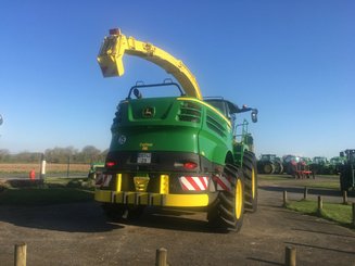 Self-propelled forage harvester John Deere 8600 - 2