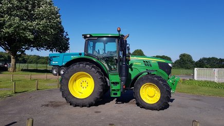Farm tractor John Deere 6155R - 1