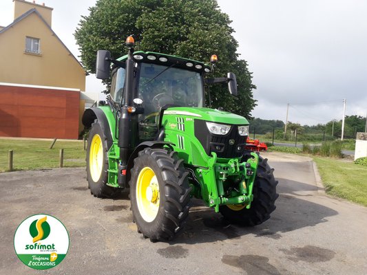 Farm tractor John Deere 6120R - 1