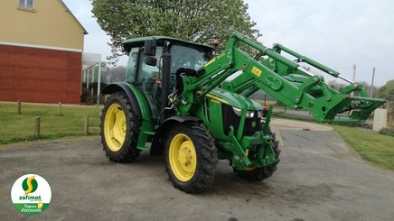 Farm tractor John Deere 5100M - 1