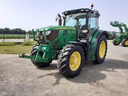 Farm tractor John Deere 6140R - 1