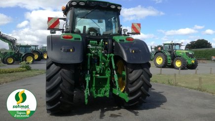 Farm tractor John Deere 6215R - 4