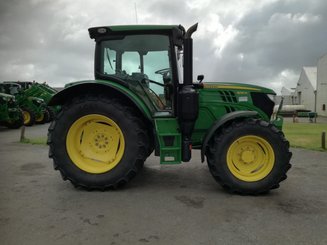 Farm tractor John Deere 6120R - 1