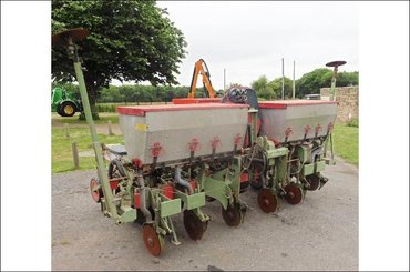 Conventional-till seed drill Kuhn PLANTER3 - 2