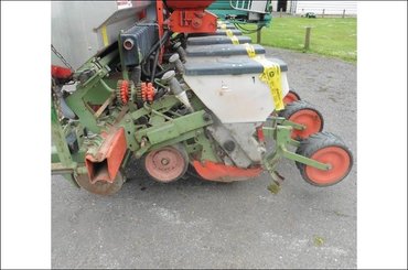 Conventional-till seed drill Kuhn PLANTER3 - 4