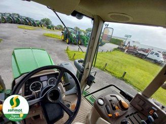 Farm tractor John Deere 6120M - 6