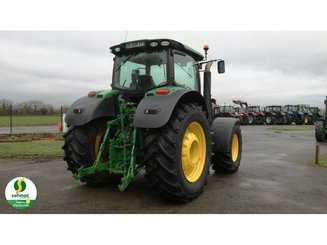 Farm tractor John Deere 6190R - 2