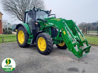 Farm tractor John Deere 6100M - 1