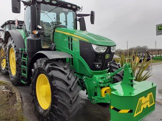 Farm tractor John Deere 6250R - 1