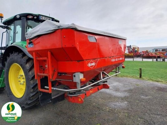 Fertiliser spreader Kuhn AXIS401 - 1