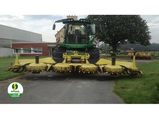 Self-propelled forage harvester John Deere 8500 - 3