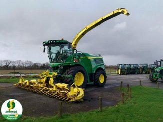 Self-propelled forage harvester John Deere 8400 - 7