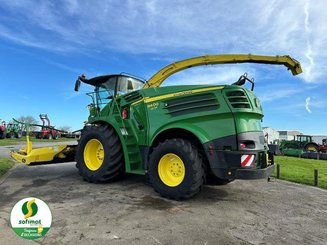 Self-propelled forage harvester John Deere 8400 - 1