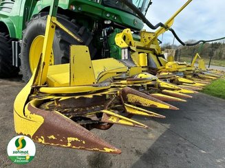 Self-propelled forage harvester John Deere 8400 - 2