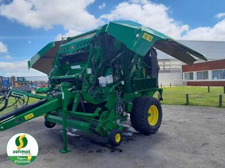 Round baler John Deere V461R - 4