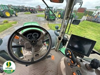 Farm tractor John Deere 6230R - 8