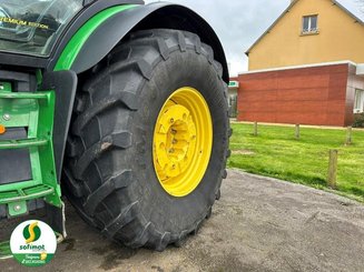 Farm tractor John Deere 6230R - 4