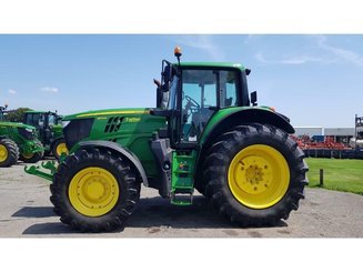 Farm tractor John Deere 6175M - 3