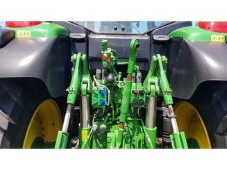Farm tractor John Deere 6175M - 5