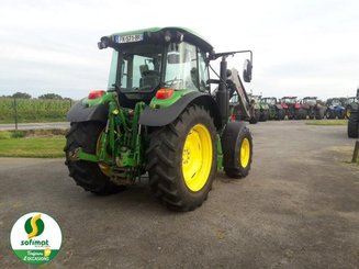 Farm tractor John Deere 6115RC - 3