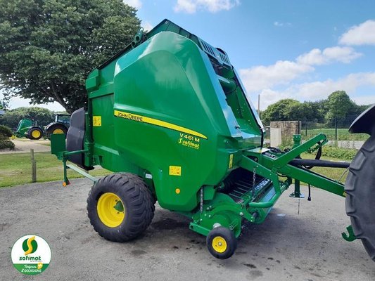 Round baler John Deere V461M - 1