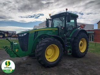 Farm tractor John Deere 8270R - 3