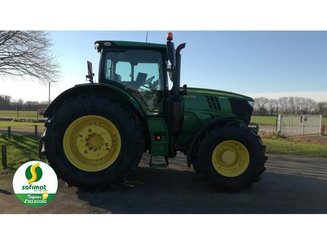 Farm tractor John Deere 6215R - 13