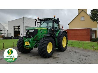 Farm tractor John Deere 6215R - 6