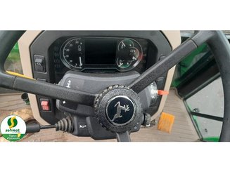 Farm tractor John Deere 5100M - 7