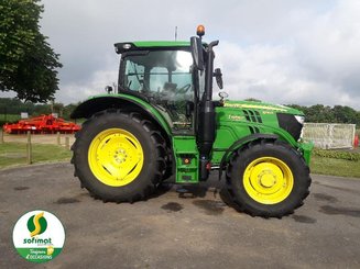 Farm tractor John Deere 6120R - 12