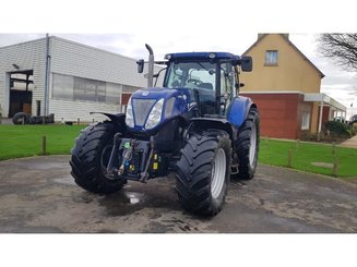 Farm tractor New Holland T7220 - 2