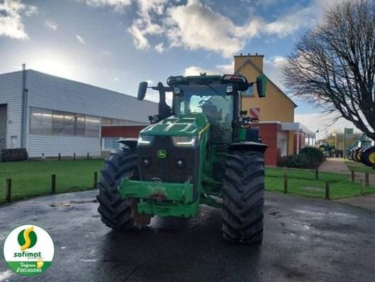 Farm tractor John Deere 8R410 - 1