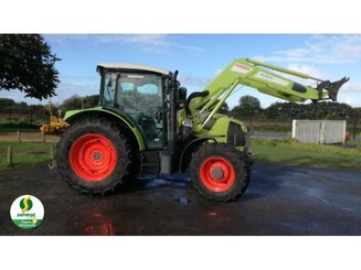 Farm tractor Claas ARION420 - 2