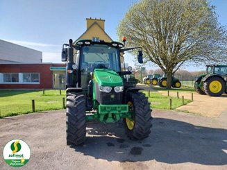 Farm tractor John Deere 6110M - 5