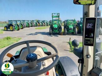 Farm tractor John Deere 6110M - 9
