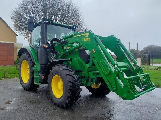 Farm tractor John Deere 6R110 - 1